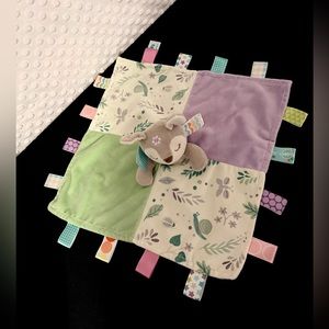 Taggies™️ Signature Collect Mary Meyer, Flora Fawn Lovey.